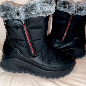- Storm by Cougar - snow boots, black, waterproof, SIZE 8 $85